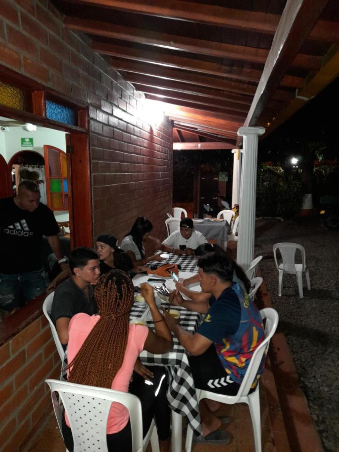 Hotel Boutique Los Gentiles Santa Fe de Antioquia Esterno foto