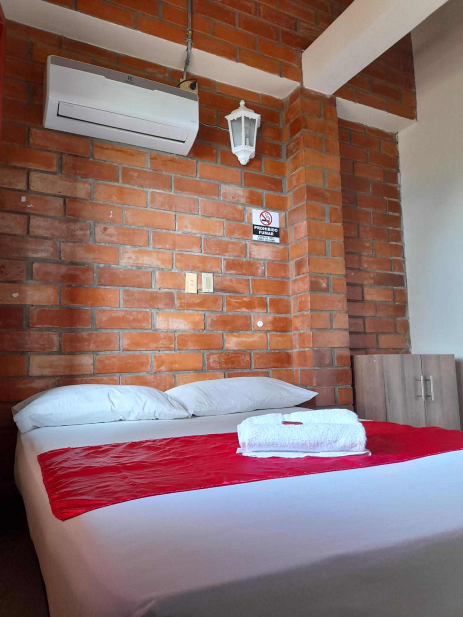 Hotel Boutique Los Gentiles Santa Fe de Antioquia Camera foto